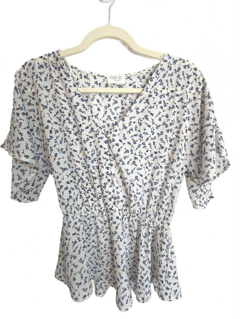 Sienna Sky Floral Peplum Blouse Small Women’s Flowy Feminine Top Blue White